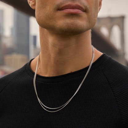 Minimalistische Kette mit quadratischen Gliedern