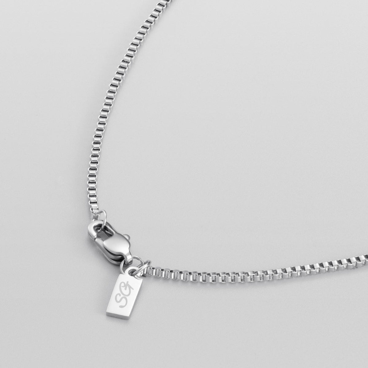 Minimalistische Kasten-Kette