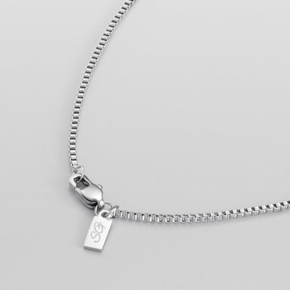 Minimalistische Kasten-Kette