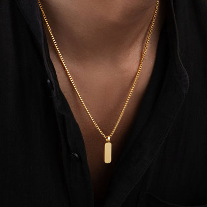 Minimalistischer Anhänger mit Kasten-Kette