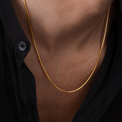 Minimalistische Kette mit quadratischen Gliedern