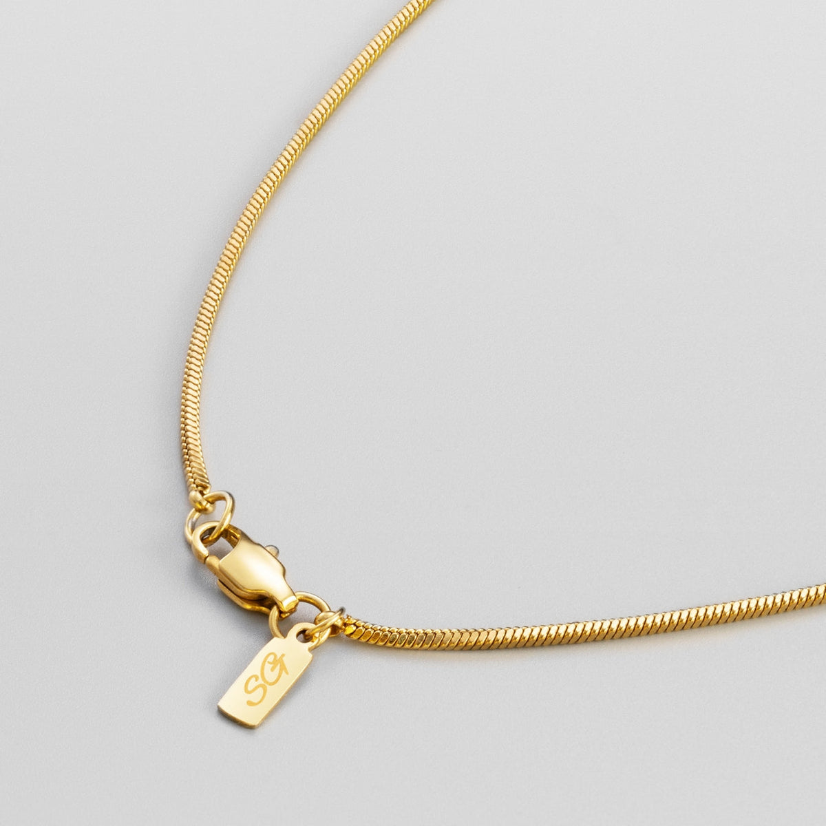 Minimalistische Kette mit quadratischen Gliedern