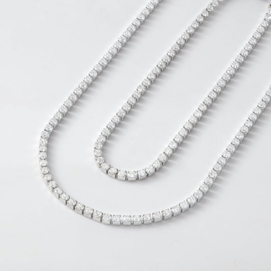 Minimalistisches Tennis-Set
