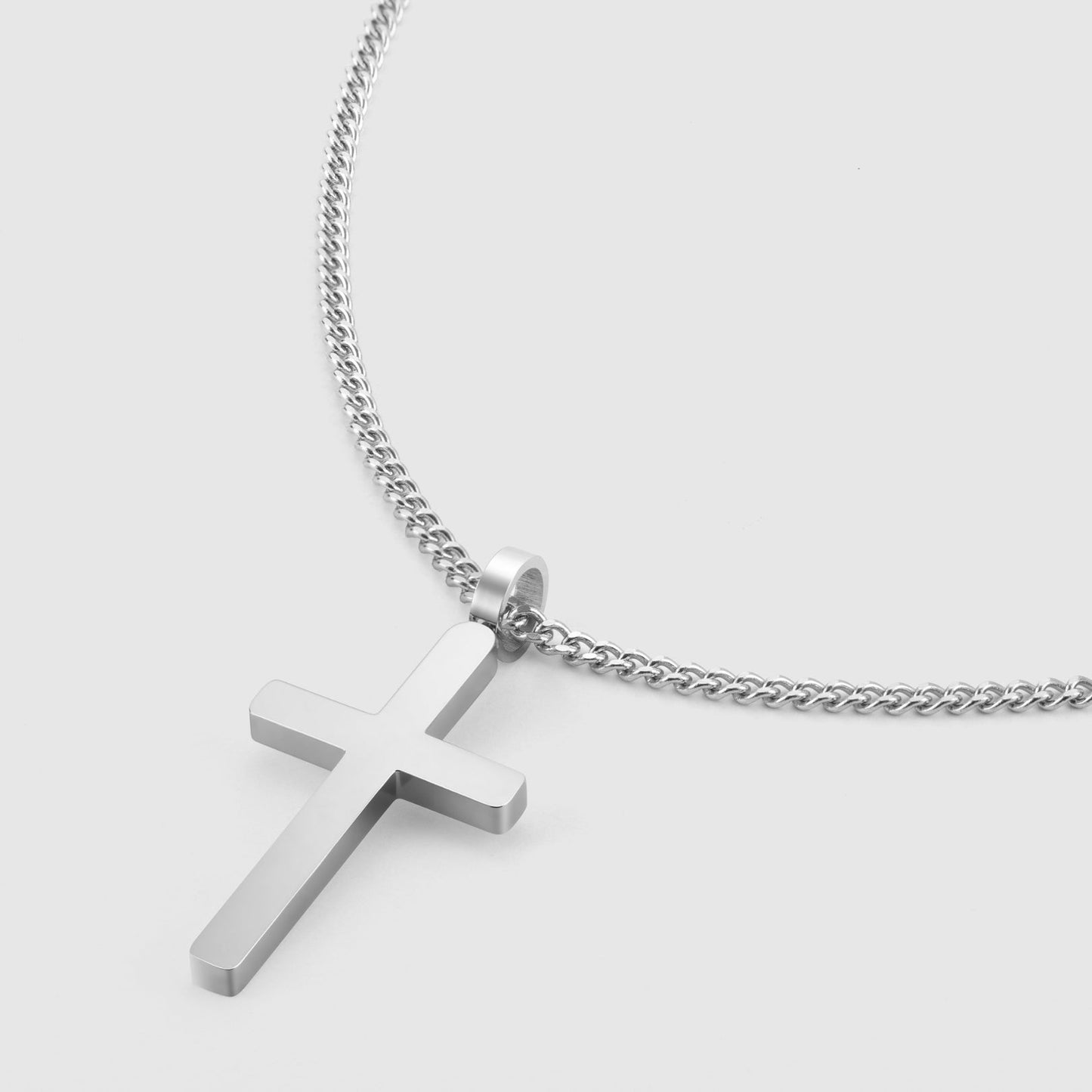 Klassische Kette mit Kreuz und Panzerkette