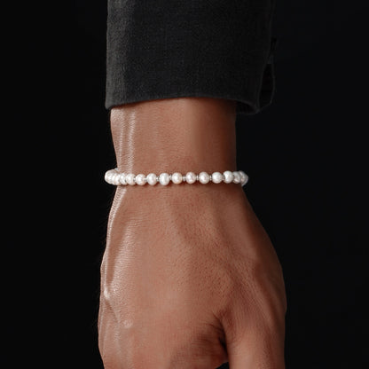 Klassisches Perlenarmband