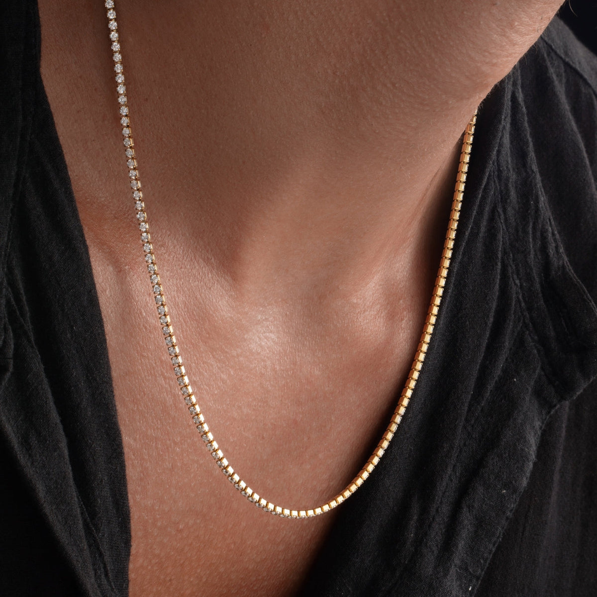 Minimalistische Tenniskette