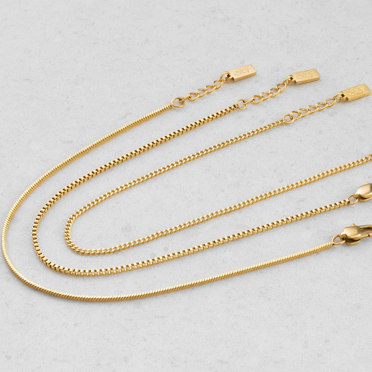 Minimalistisches Armband-Set